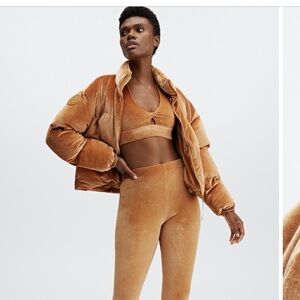 Fabletics | Velour Cropped Puffer